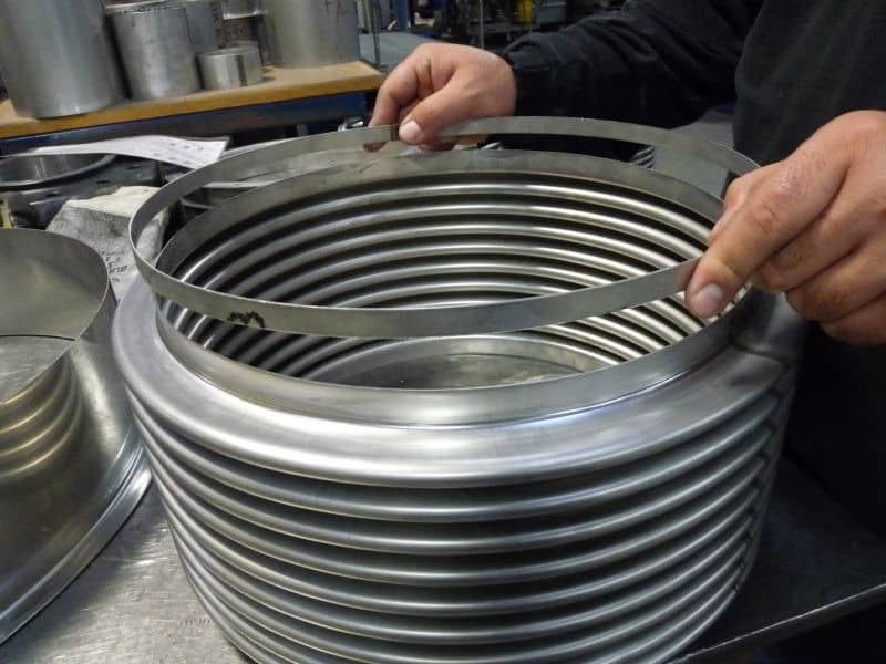 making stainless metal bellows with reinforcing neck bands